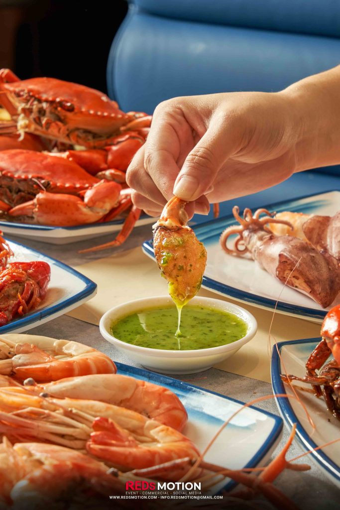 Reds-Motion-chup-cac-san-pham-nganh-F-B