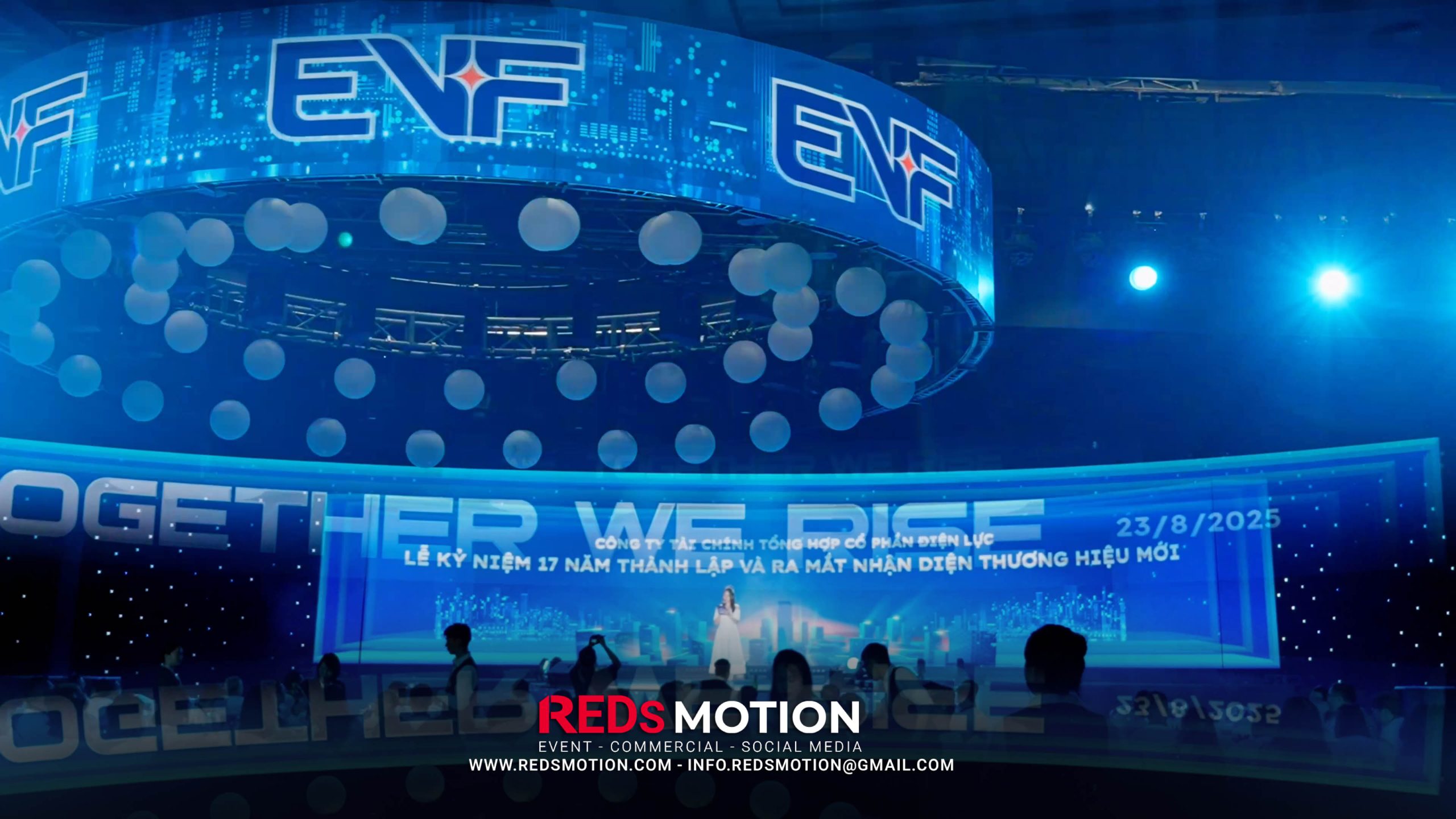 red-motion-chup-anh-le-ki-niem-17-nam-thanh-lap-EVF