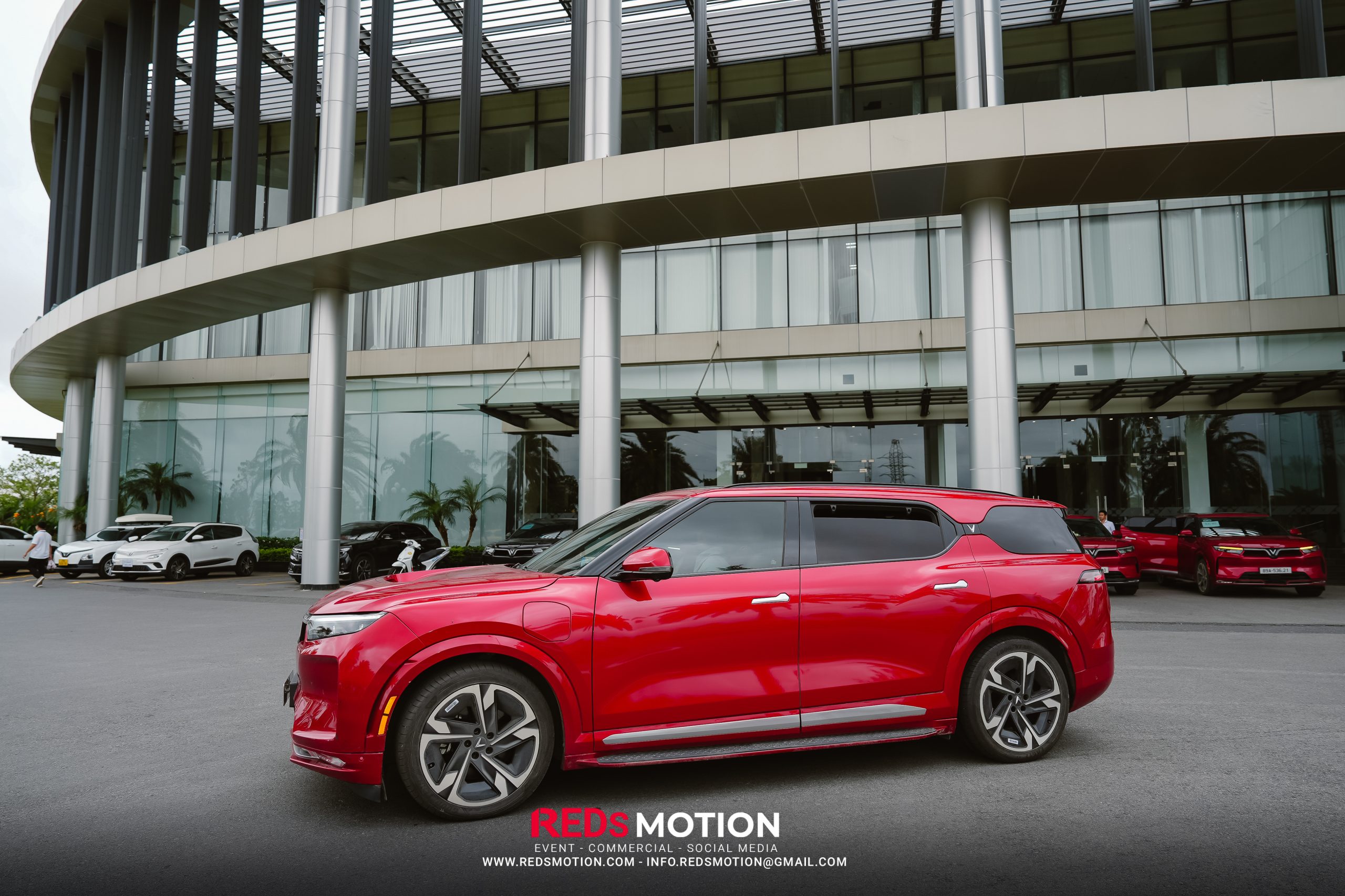 RedMotion-12