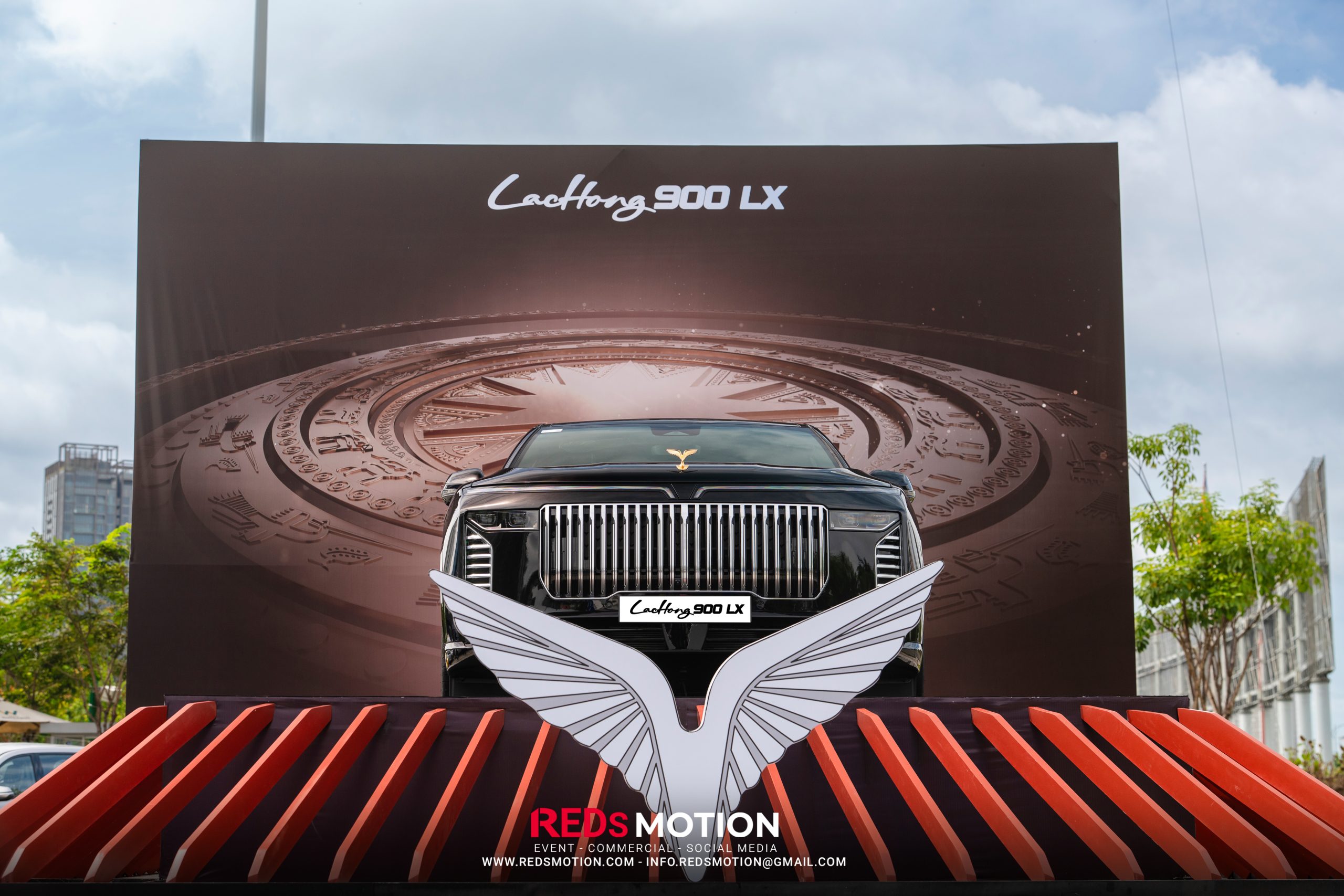 RedMotion-18