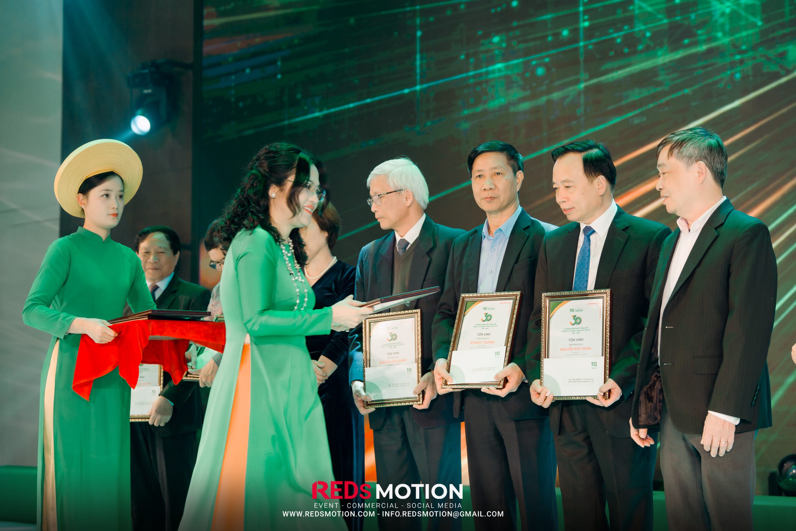 RedMotion-22